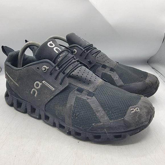 On Cloud Swiss Engineering Mens 8.5 Waterproof Black Running Shoes Sneakers - Picture 1 of 12